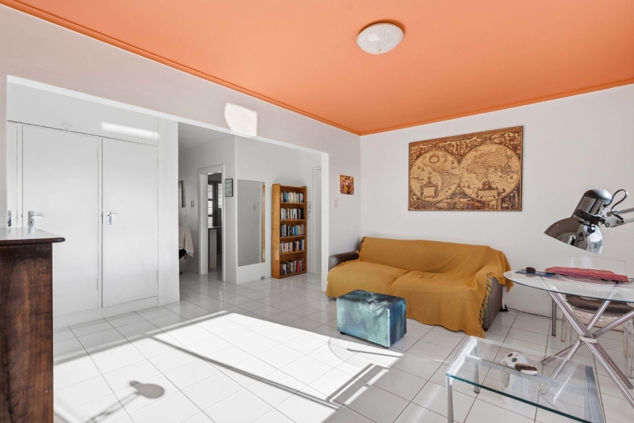 To Let 2 Bedroom Property for Rent in Sea Point Western Cape